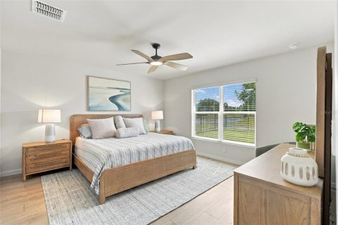House in Punta Gorda, Florida 3 bedrooms, 149.94 sq.m. № 2428712 - photo 12