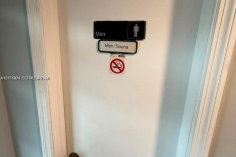 Copropriété à louer à Miami, Floride: 2 chambres, 91.6 m2 № 2415956 - photo 17