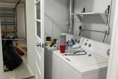 Touwnhouse à louer à Coral Springs, Floride: 2 chambres, 162.86 m2 № 1715209 - photo 12