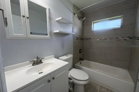 House in Ocala, Florida 3 bedrooms, 163.14 sq.m. № 2381103 - photo 23