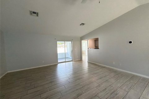 House in Ocala, Florida 3 bedrooms, 163.14 sq.m. № 2381103 - photo 7