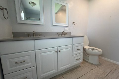 House in Ocala, Florida 3 bedrooms, 163.14 sq.m. № 2381103 - photo 30