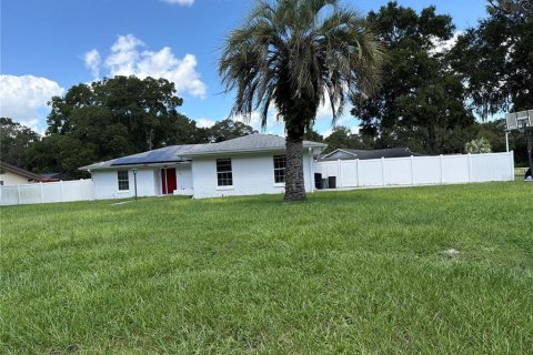 House in Ocala, Florida 3 bedrooms, 163.14 sq.m. № 2381103