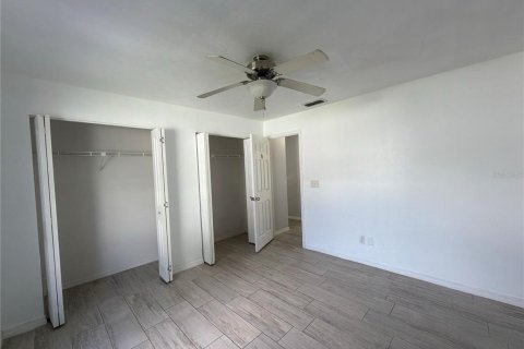 House in Ocala, Florida 3 bedrooms, 163.14 sq.m. № 2381103 - photo 16