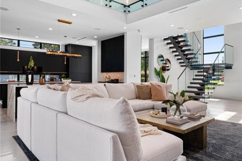 Купить виллу или дом в Тампа, Флорида 9 комнат, 520.25м2, № 2097260 - фото 12