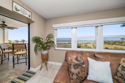 Condo in Clearwater, Florida, 2 bedrooms  № 1557227 - photo 7