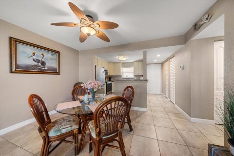 Condo in Clearwater, Florida, 2 bedrooms  № 1557227 - photo 13