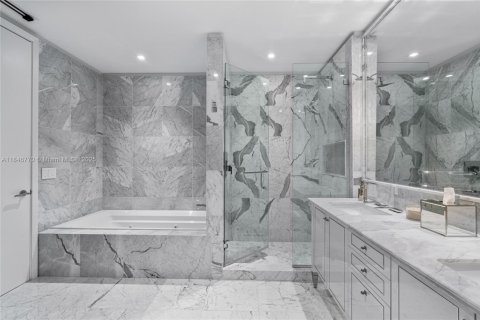 Copropriété à louer à Surfside, Floride: 4 chambres, 310.01 m2 № 1847666 - photo 8