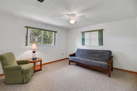 Casa en venta en Lady Lake, Florida, 3 dormitorios, 242.29 m2 № 1815366 - foto 27