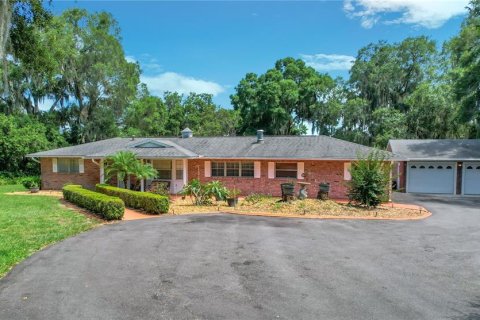 Casa en venta en Lady Lake, Florida, 3 dormitorios, 242.29 m2 № 1815366 - foto 14