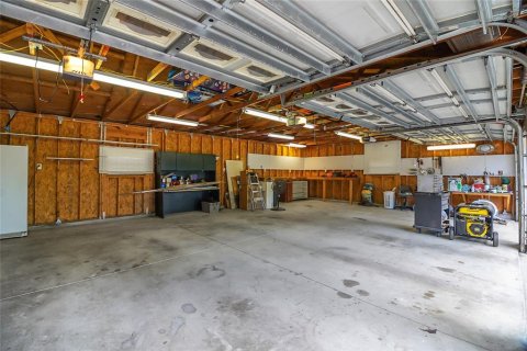 Casa en venta en Lady Lake, Florida, 3 dormitorios, 242.29 m2 № 1815366 - foto 17