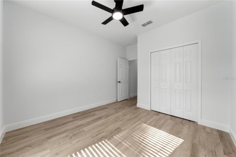 House in Palm Bay, Florida 4 bedrooms, 166.57 sq.m. № 1616408 - photo 21