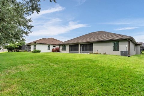 Villa ou maison à vendre à Auburndale, Floride: 4 chambres, 215.25 m2 № 2431036 - photo 8