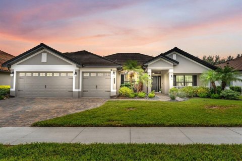 Villa ou maison à Auburndale, Floride 4 chambres, 215.25 m2 № 2431036