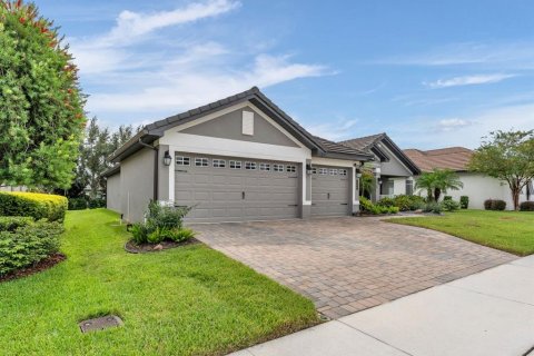 Villa ou maison à vendre à Auburndale, Floride: 4 chambres, 215.25 m2 № 2431036 - photo 6