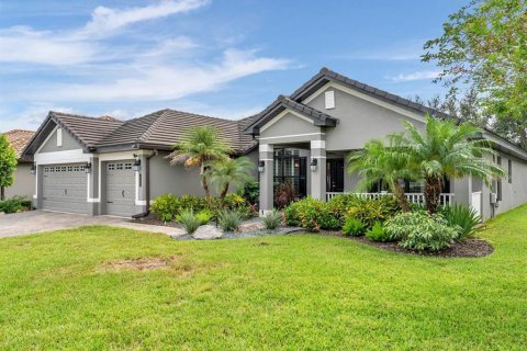 Villa ou maison à vendre à Auburndale, Floride: 4 chambres, 215.25 m2 № 2431036 - photo 4