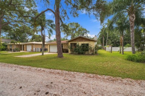 House in Palm Harbor, Florida 3 bedrooms, 126.53 sq.m. № 2413745