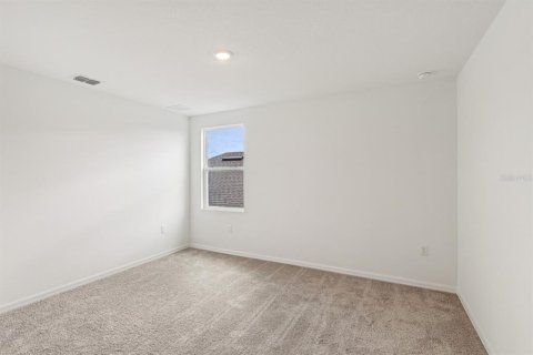 House in Winter Garden, Florida 5 bedrooms, 347.08 sq.m. № 2429046 - photo 19