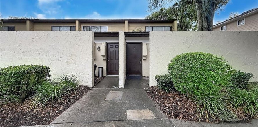 Condo in Gainesville, Florida, 2 bedrooms № 2208917