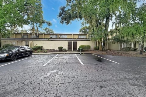 Condo in Gainesville, Florida, 2 bedrooms № 2208917 - photo 3