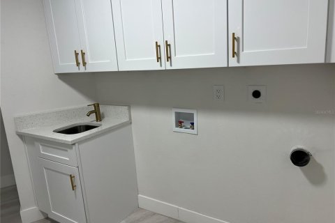 Casa en venta en Sarasota, Florida, 3 dormitorios, 206.15 m2 № 1734256 - foto 13