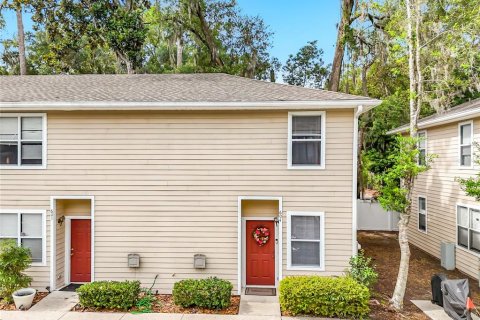 Condo in Gainesville, Florida, 2 bedrooms № 2210345 - photo 6