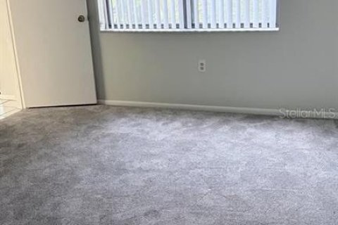 Appartement à louer à Bradenton, Floride: 2 chambres, 97.55 m2 № 2438040 - photo 4