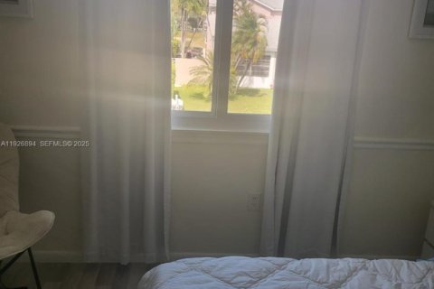 Casa en venta en Miami, Florida, 3 dormitorios, 180.04 m2 № 1985806 - foto 21