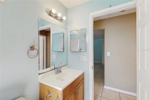 Condo in Clearwater, Florida, 2 bedrooms № 2148401 - photo 13