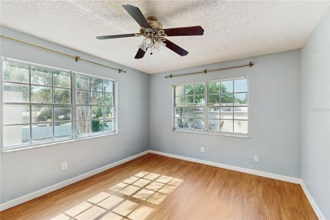 Condo in Clearwater, Florida, 2 bedrooms № 2148401 - photo 16