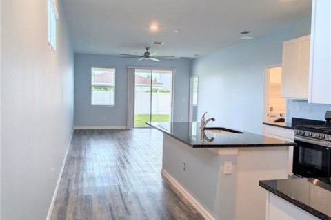 House in Palmetto, Florida 4 bedrooms, 151.71 sq.m. № 2167282 - photo 6