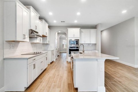 Casa en venta en Winter Garden, Florida, 5 dormitorios, 299.61 m2 № 1905588 - foto 11