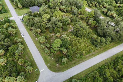 Terreno en venta en Port Charlotte, Florida № 1789488 - foto 11