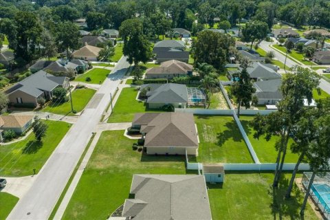 House in Ocala, Florida 3 bedrooms, 204.48 sq.m. № 2429124 - photo 5