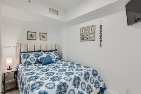 Copropriété à louer à Hollywood, Floride: 2 chambres, 54.81 m2 № 2076154 - photo 7