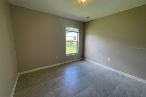 Villa ou maison à louer à Poinciana, Floride: 3 chambres, 176.89 m2 № 1572700 - photo 13
