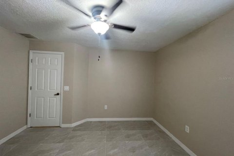 Villa ou maison à louer à Poinciana, Floride: 3 chambres, 176.89 m2 № 1572700 - photo 21