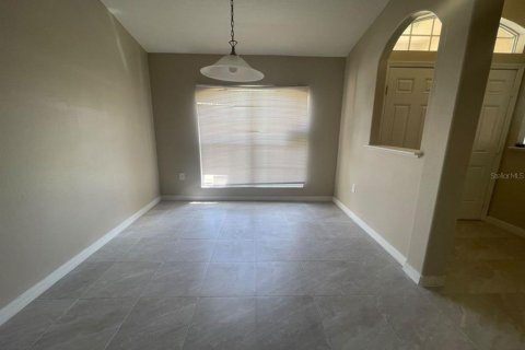 Villa ou maison à louer à Poinciana, Floride: 3 chambres, 176.89 m2 № 1572700 - photo 3