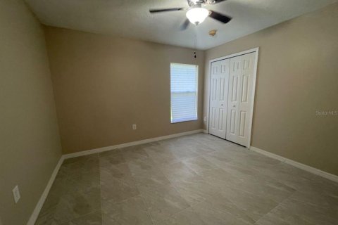Villa ou maison à louer à Poinciana, Floride: 3 chambres, 176.89 m2 № 1572700 - photo 16