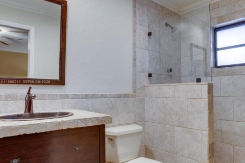 Casa en venta en Fort Myers, Florida, 3 dormitorios № 2057701 - foto 22