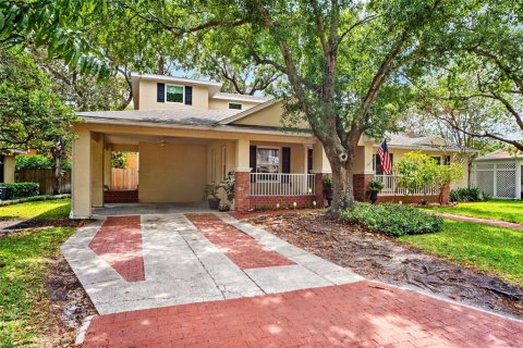 Villa ou maison à vendre à Tampa, Floride: 4 chambres, 312.15 m2 № 1630673 - photo 3