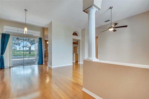 Villa ou maison à louer à Orlando, Floride: 4 chambres, 224.36 m2 № 1893861 - photo 7