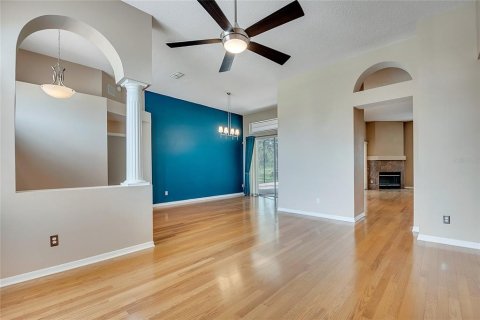 Villa ou maison à louer à Orlando, Floride: 4 chambres, 224.36 m2 № 1893861 - photo 11