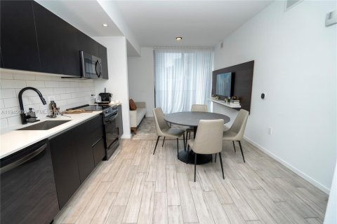Condo in Miami, Florida, 3 bedrooms  № 2152845 - photo 20