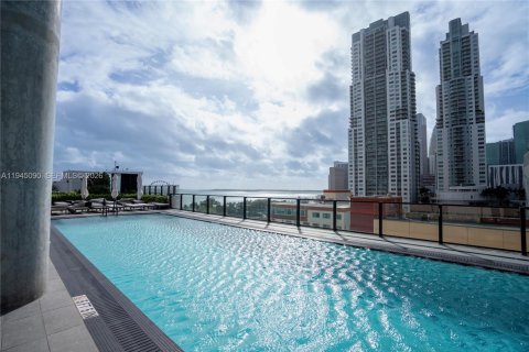 Condo in Miami, Florida, 3 bedrooms  № 2152845 - photo 12
