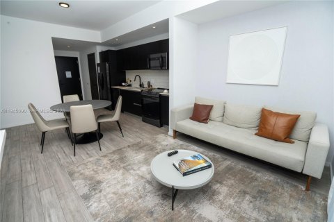 Condo in Miami, Florida, 3 bedrooms  № 2152845 - photo 26