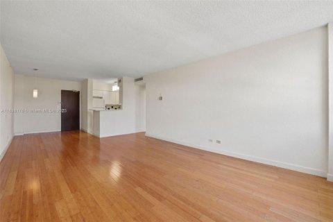 Copropriété à louer à Miami Beach, Floride: 1 chambre, 91.04 m2 № 1823657 - photo 10