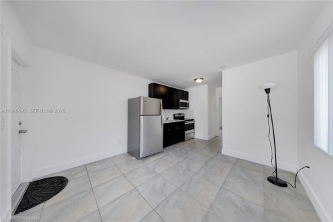 Apartment in Miami, Florida 1 bedroom, 295.89 sq.m. № 2002792 - photo 5