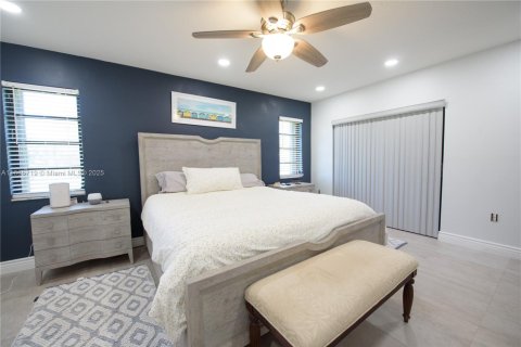 Купить виллу или дом в Хомстед, Флорида 7 комнат, 167.41м2, № 2036981 - фото 12