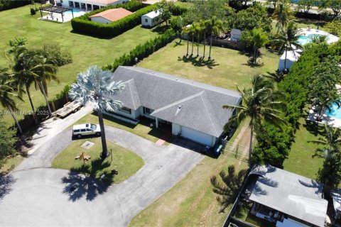 Купить виллу или дом в Хомстед, Флорида 7 комнат, 167.41м2, № 2036981 - фото 29